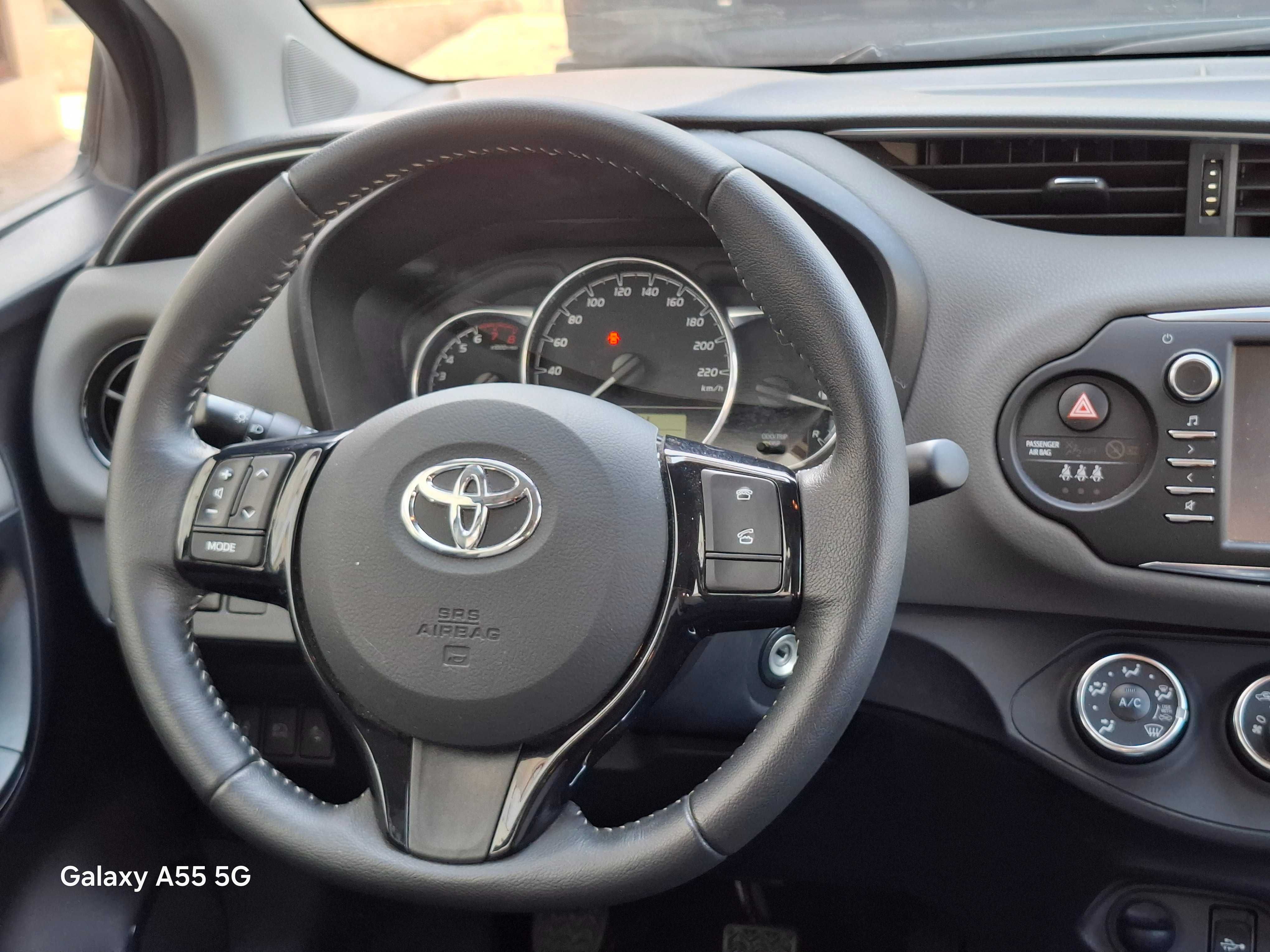 Toyota Yaris de 2018 com apenas 34600 km