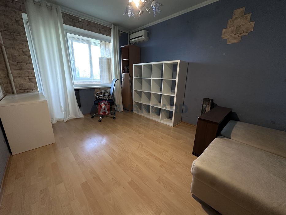 1-комнатная с ремонтом. Победа-5. Без комиссии