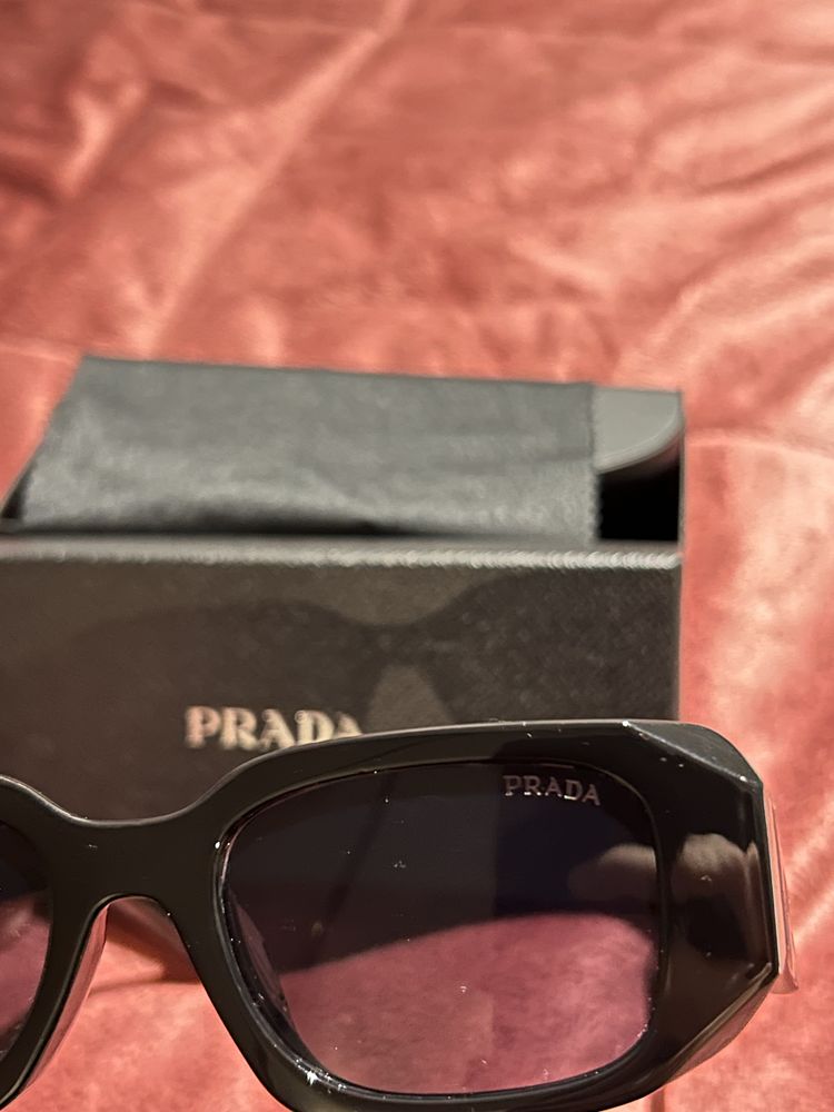 Óculos de Sol Prada PR 17WS