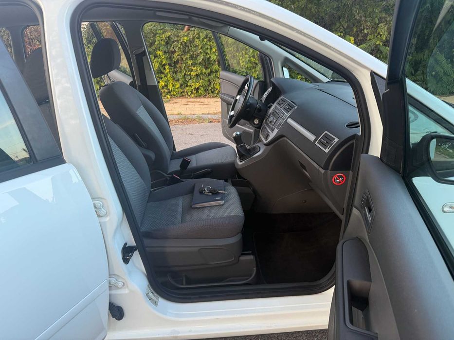 Ford C max 1.6 benz 06r ładny zadbany serwis pewny opłaty 04.26 zobacz
