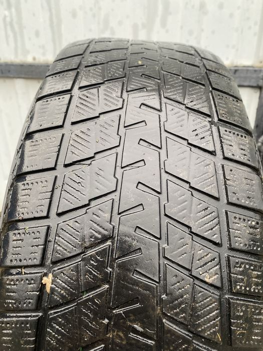Пара зимових шин 215/60 р 17 2021 року