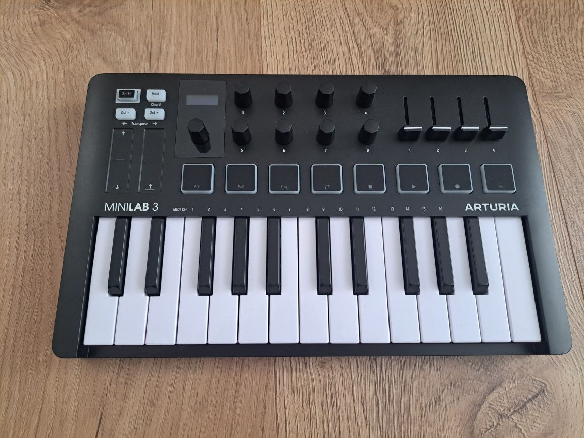 Arturia MiniLab 3 Controlador MIDI (Como Novo)