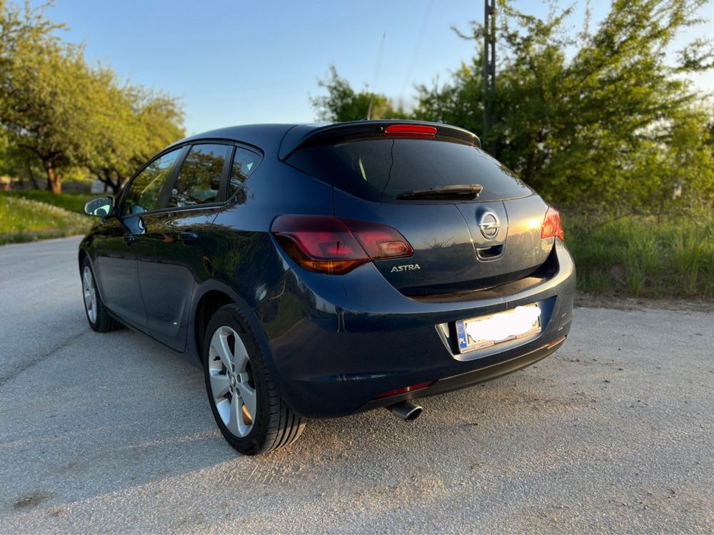 Opel astra 1.4 turbo pedantyczny stan ! Okazja !