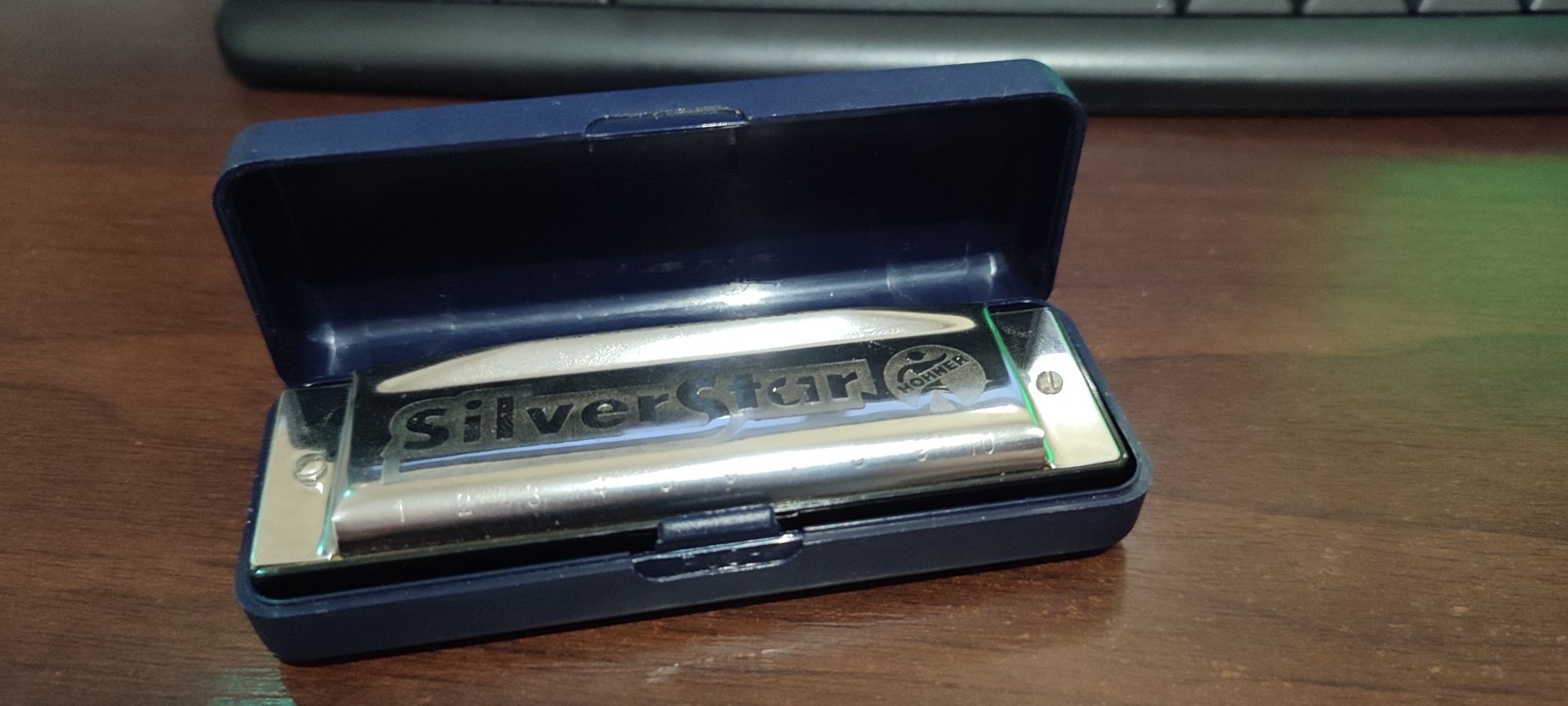 Губна гармошка Hohner Silver Star M50406 504/20 F