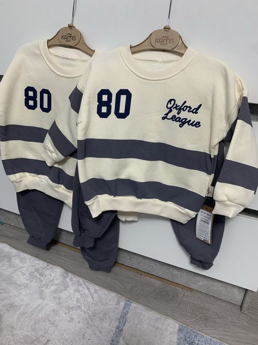 Одежа дитяча.Костюми.кофти,лосіни.Продам все оптом по гарній ціні.