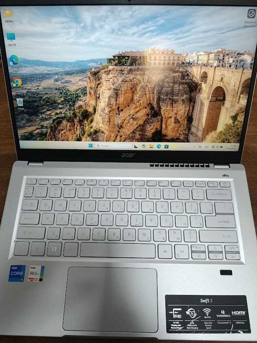 Ноутбук Acer Swift 3 SF314-511-59VU i5-1135G7, 16GB Ram, 512GB SSD.