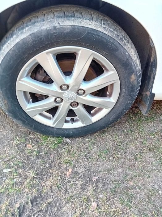 Koła felgi  Toyota Yaris II / III 06/20 r  4 x 100 15 c