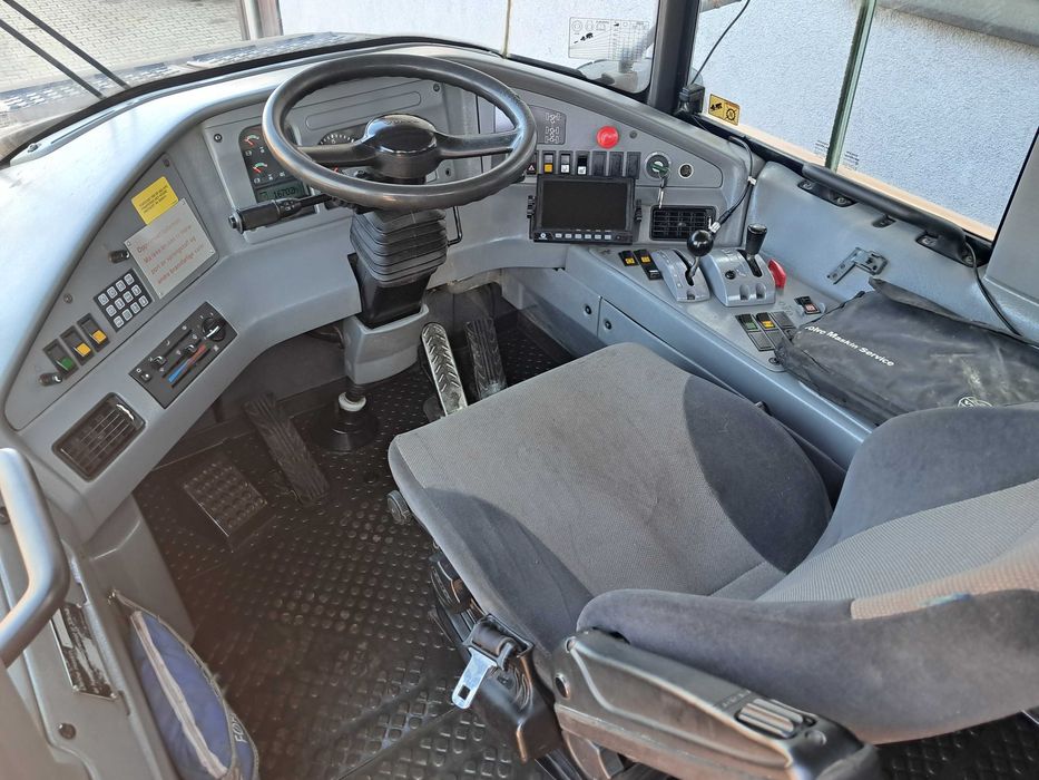 VOLVO A25 E Wozidło przegubowe budowlane 25t 6x6