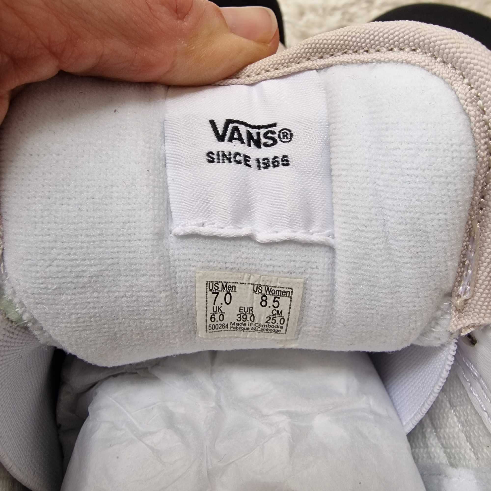 Buty sneakersy VANS ROWLEY XLT CHUNKY rozm. 39, beżowe NOWE, z Anglii!