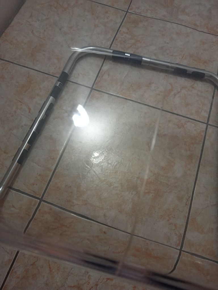 Cadeira transparente