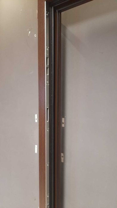 Drzwi zewnętrzne Erkado Wiener 1 dąb bagienny 90P prawe na zew.