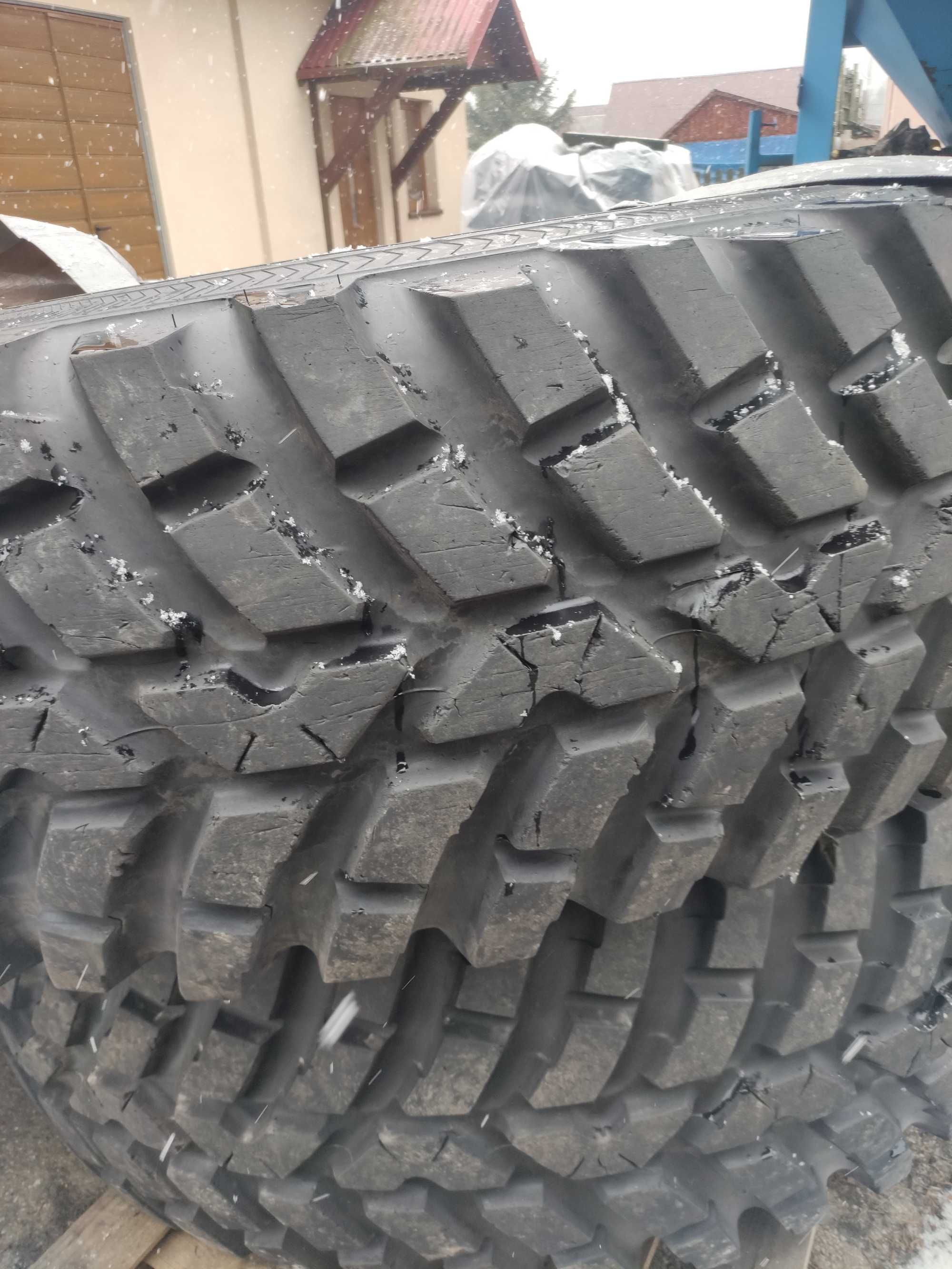 Opony  540/80r38 .540/65r28