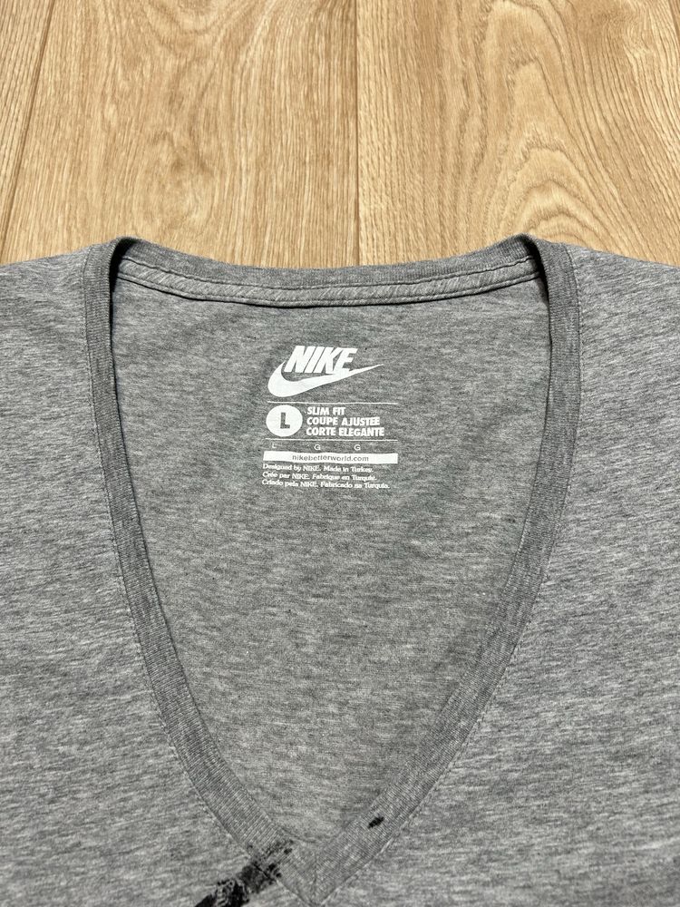 Nike 72 шикарна жіноча футболочка з великим логотипом Оригінал!