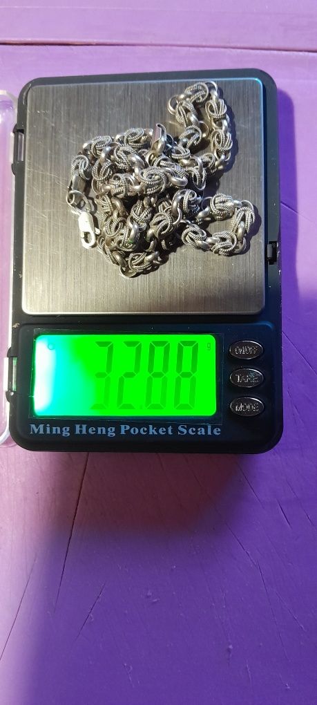 Цепочка серебряная.