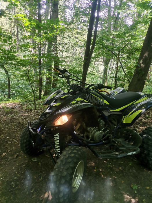 Yamaha raptor 660