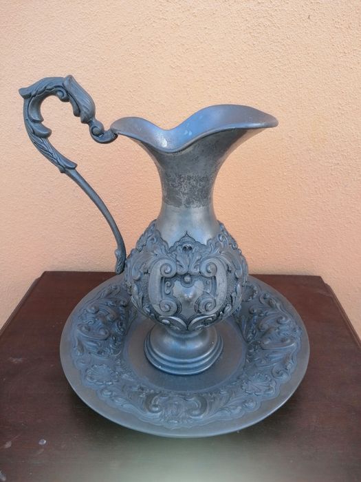 Artigos muito Antigos para Venda