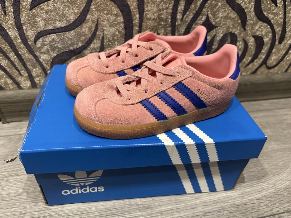 Adidas Gazelle детские новые