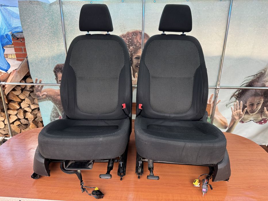 Оригінальні сидіння перед+зад Тканика /Підігрів /Airbag/ Комплект