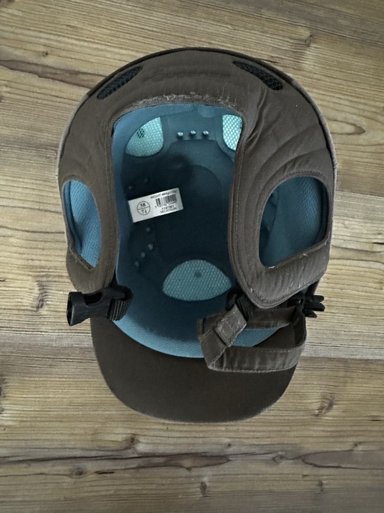 Kask jeździecki  Toczek Fouganza roz 58