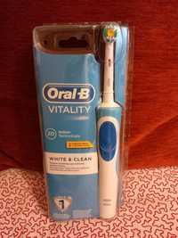 Szczoteczka Oral-B Vitality Braun 2D Action Technologie