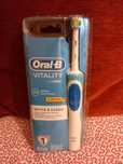 Szczoteczka Oral-B Vitality Braun 2D Action Technologie
