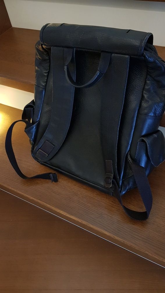 Кожаный рюкзак Findig