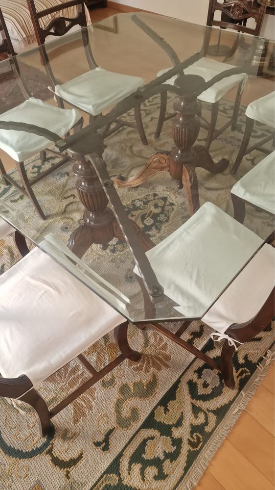 Mesa quadrada em madeira e vidro recolha urgente