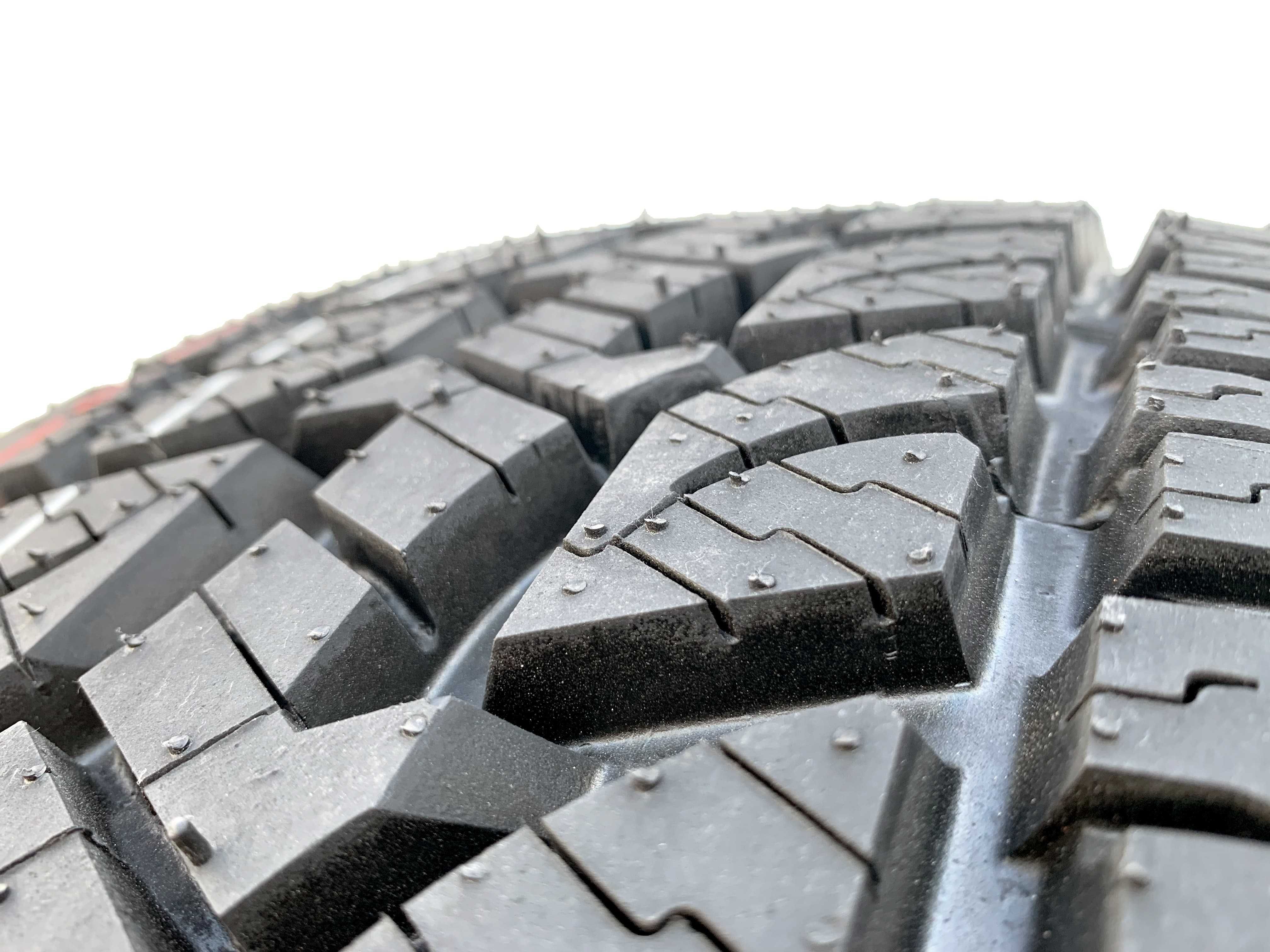 Шина всесезонна A/T 215/70 R16  резина всесезонна A/T PH694  Poland
