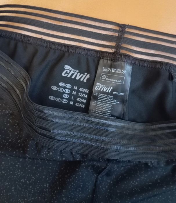 Szare legginsy sportowe we wzór, crivit