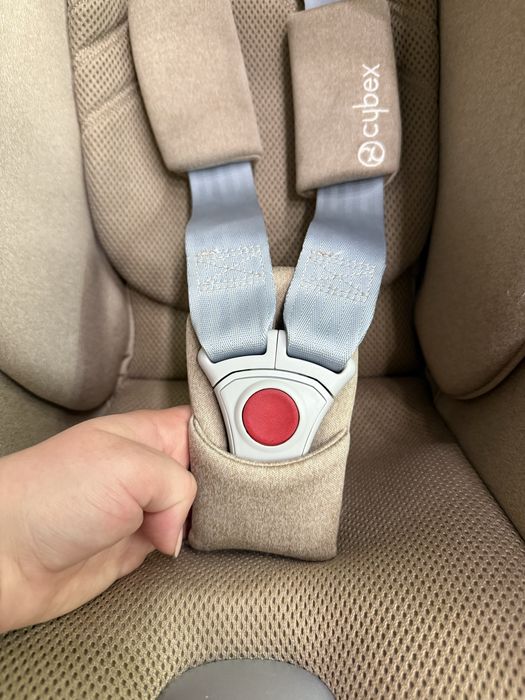Автокрісло Cybex Cloud T i-Size Cozy Beige Plus