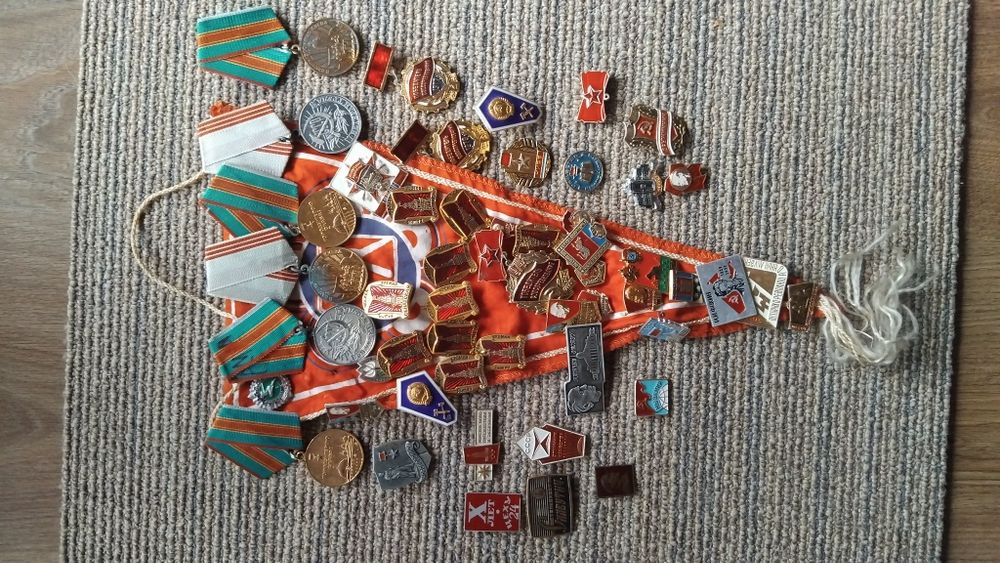 Колекція значків