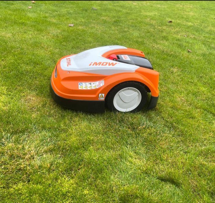 Robot koszący Stihl iMOW RMI 422
