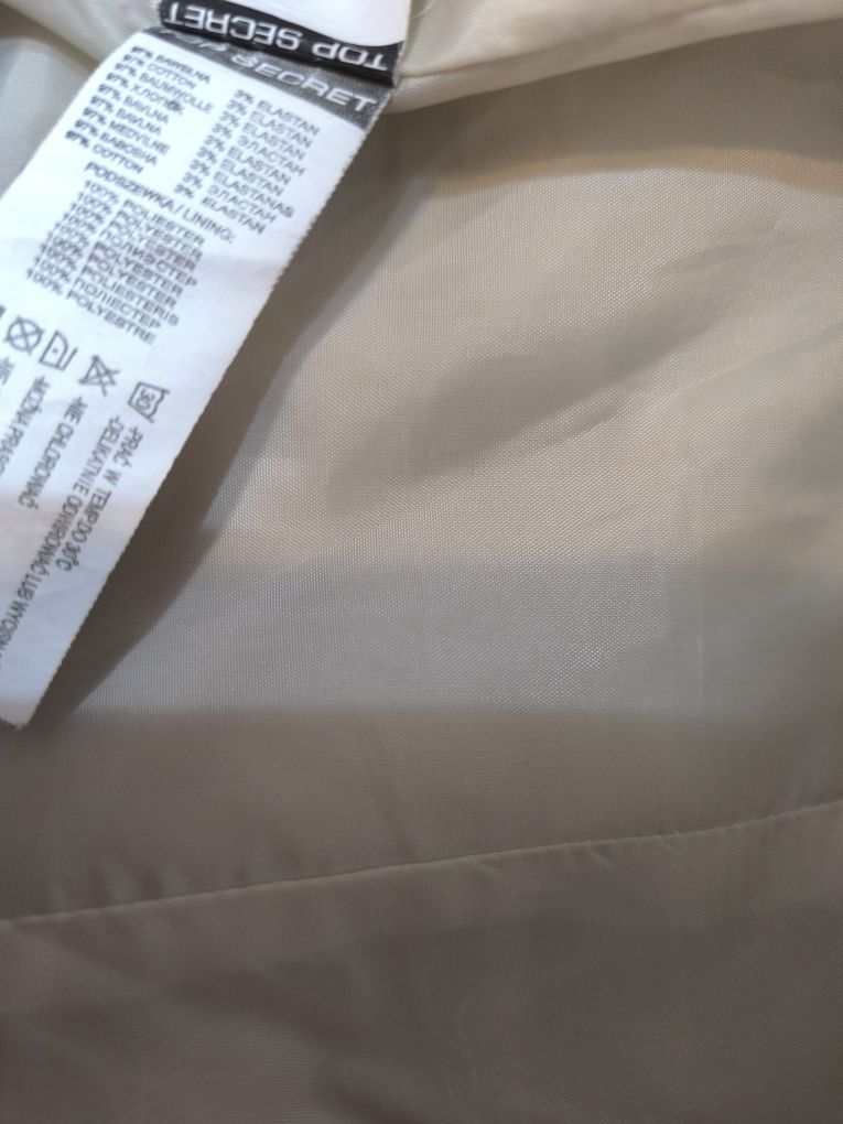Żakiet damski do różnych stylizacji