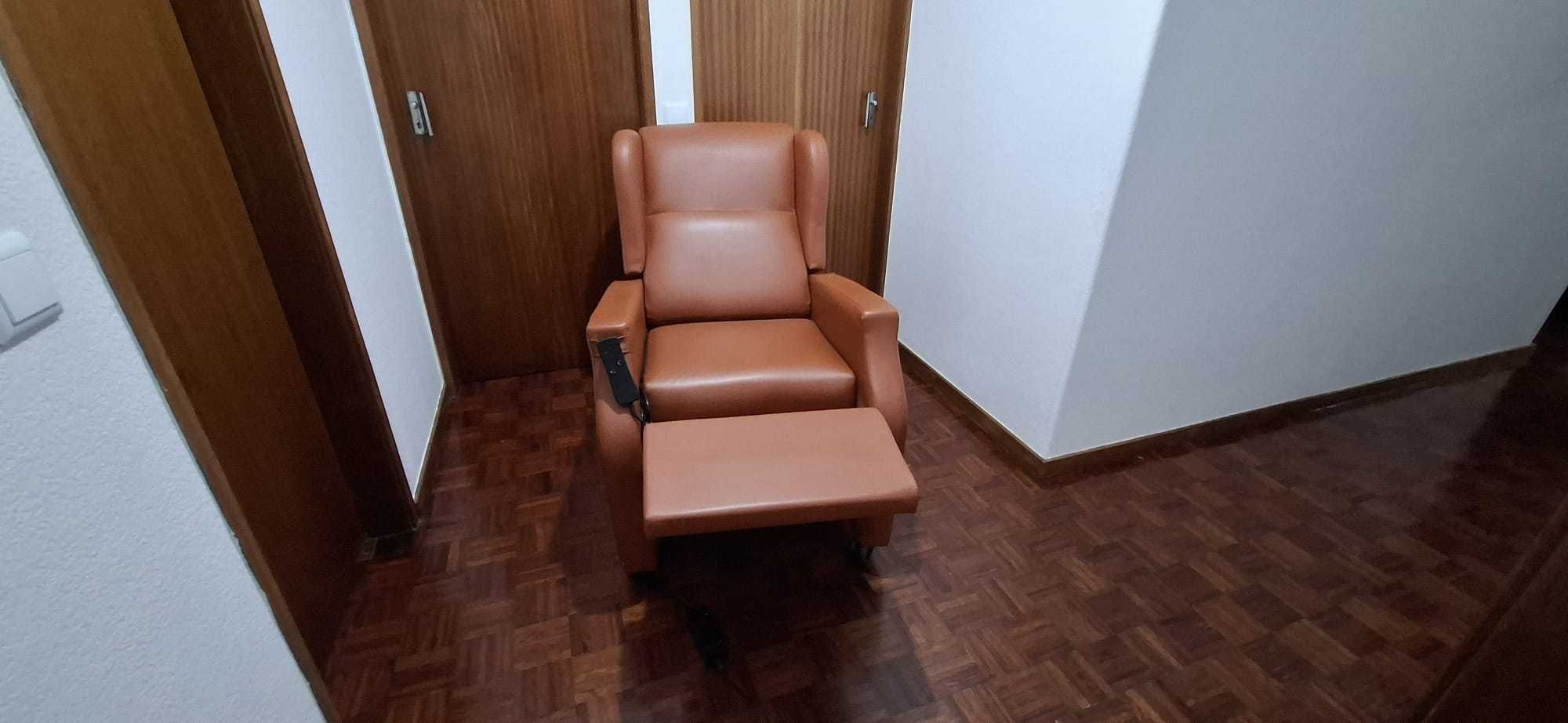 Cadeirão reclinável