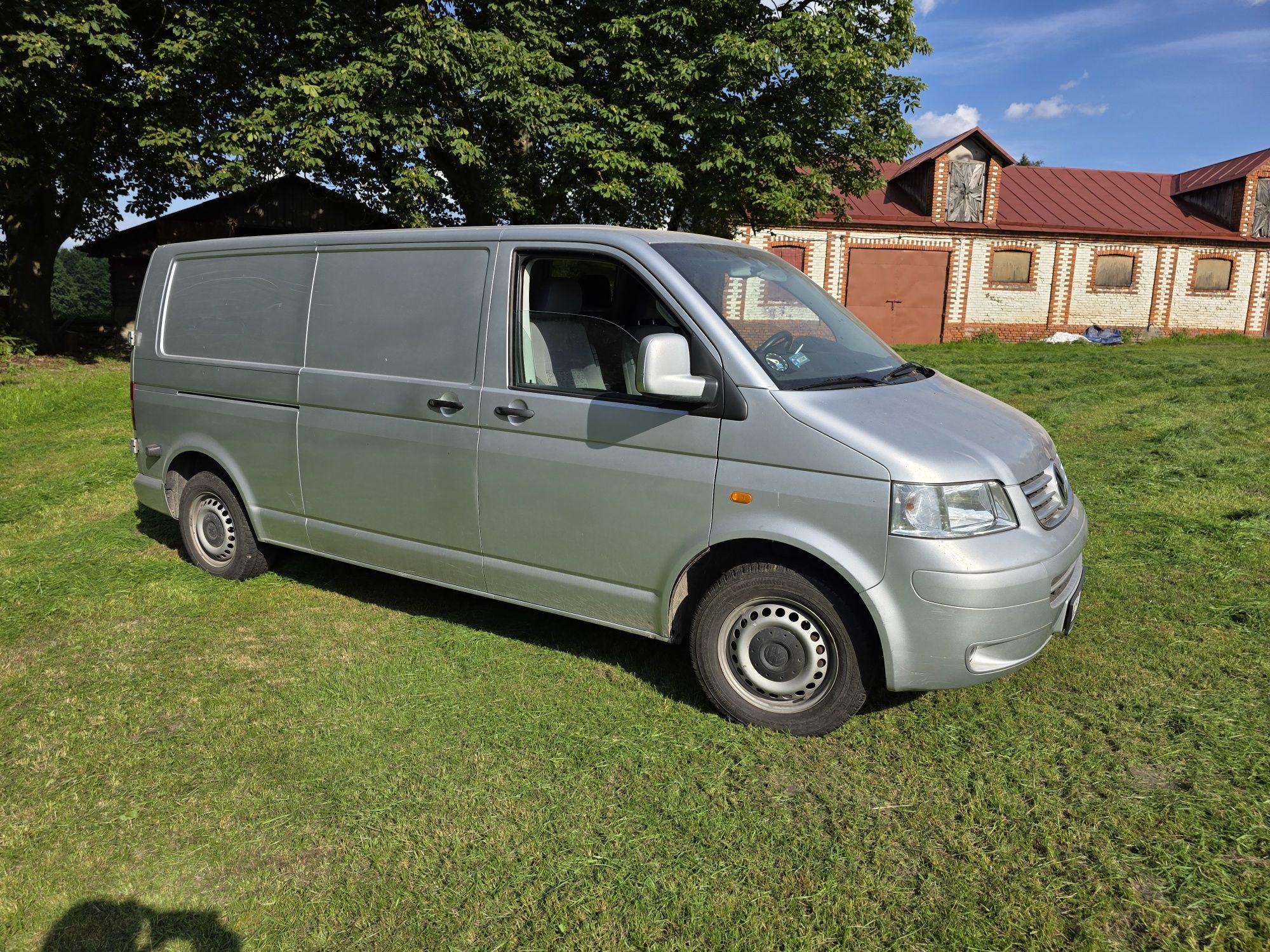 Sprzedam volkswagen transporter T5 2007
