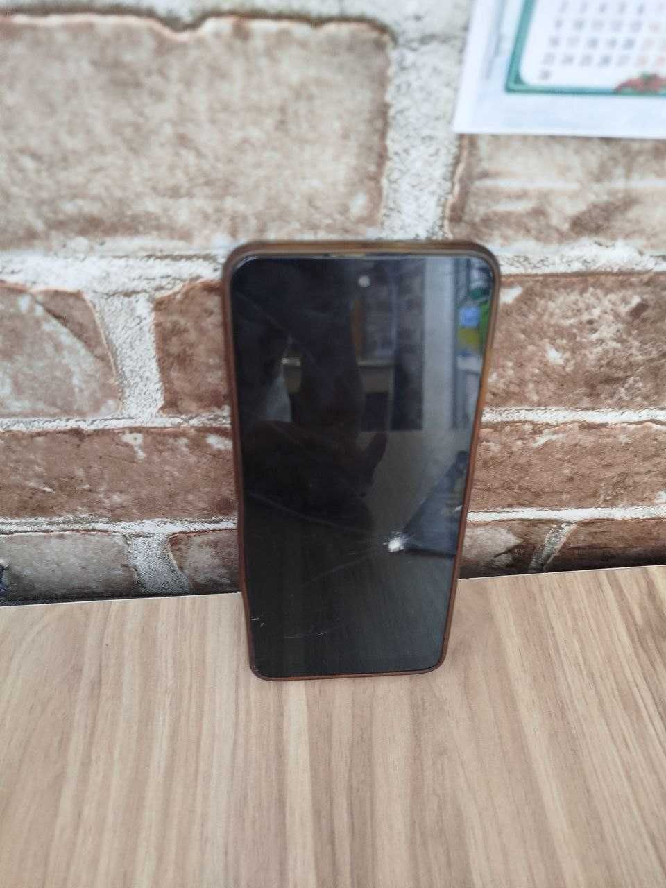 Продаю Motorola G32 128/6 в хорошому стані