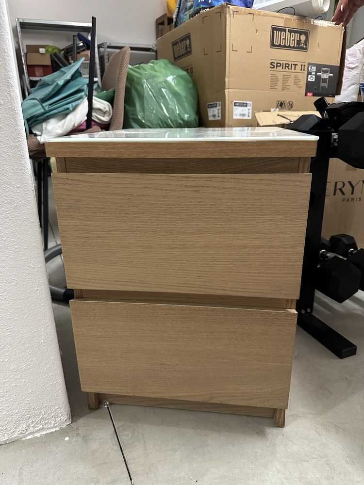 Mesa de Cabeceira IKEA