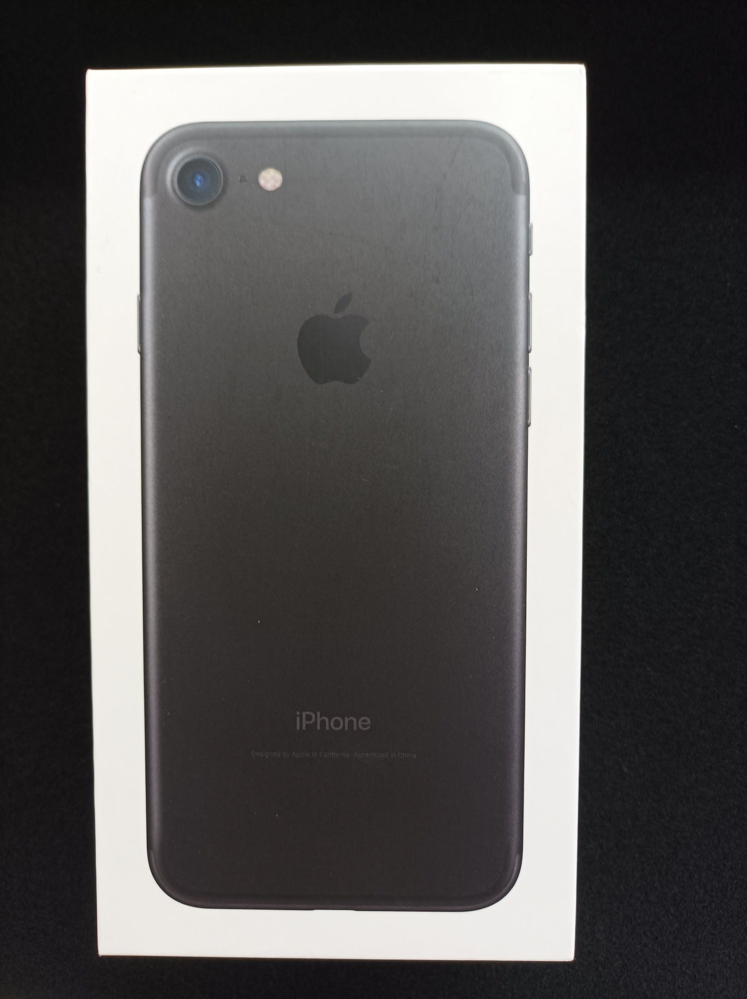 Pudełko do iPhone 7