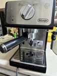 Ріжкова кавоварка Delonghi