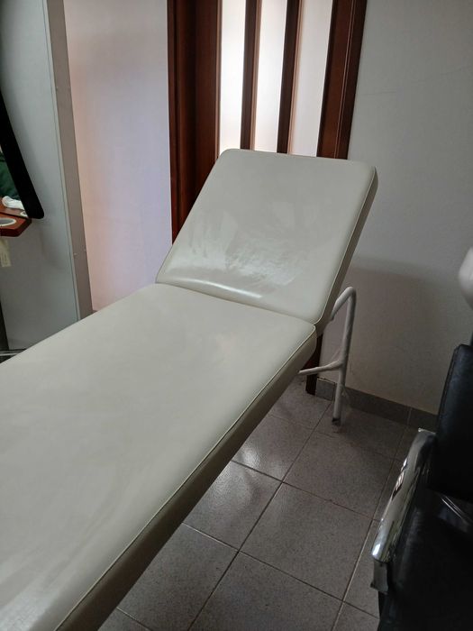 Marquesa de estética e massagem – Nova – Liquidação de stock