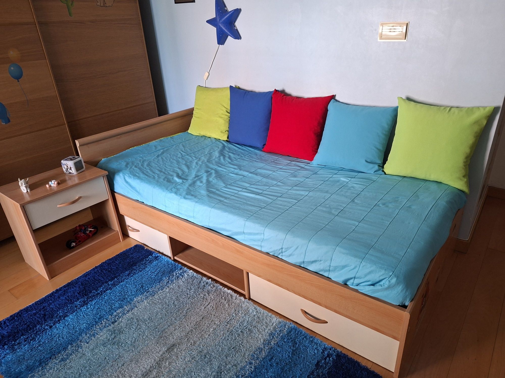Cama de solteiro