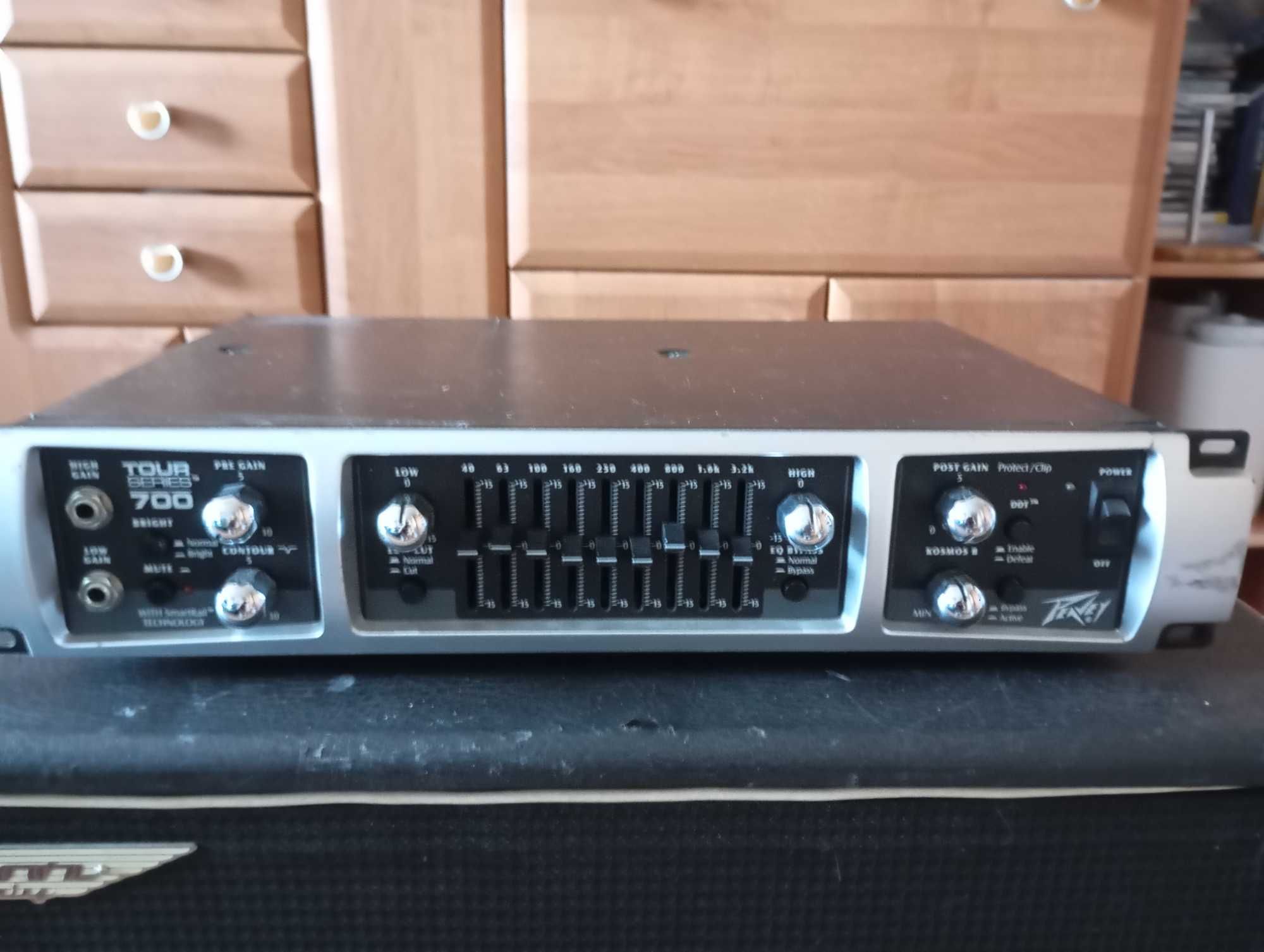Wzmacniacz basowy Peavey Tour 700 + kolumna Ashdown ABM 410H
