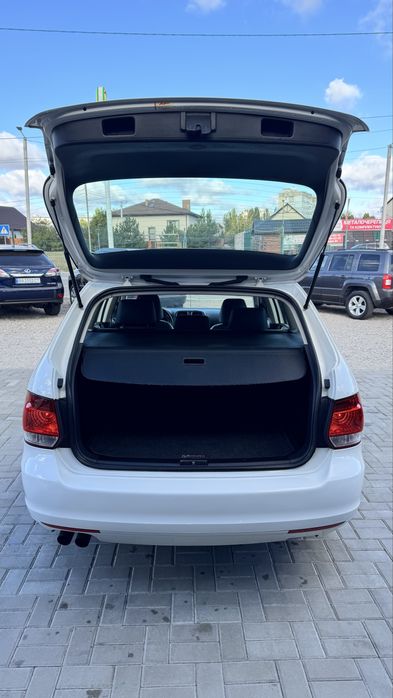 Volkswagen Jetta Фольксваген Джет 2013 р 2,0 дизель 6АКПП