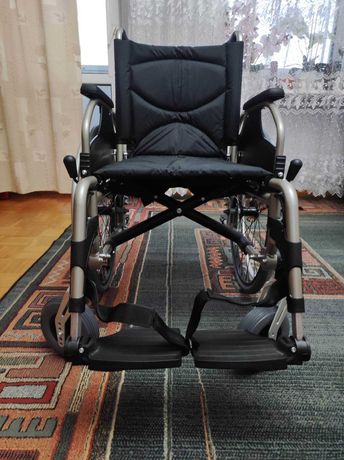 Wózek inwalidzki lekki V200