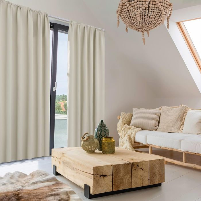 Zasłony Zaciemniające Termiczne z Taśmą Falistą Kremowe 175x140cm 2szt