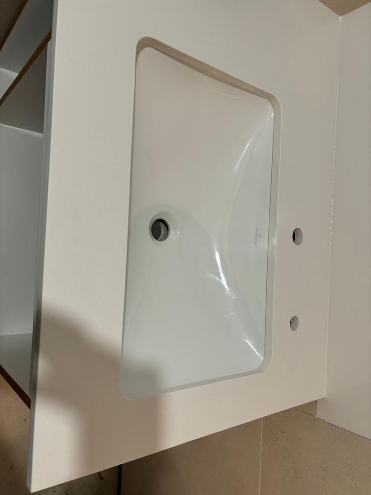 Villeroy & Boch Loop & Friends umywalka podblatowa z CeramicPlus biała