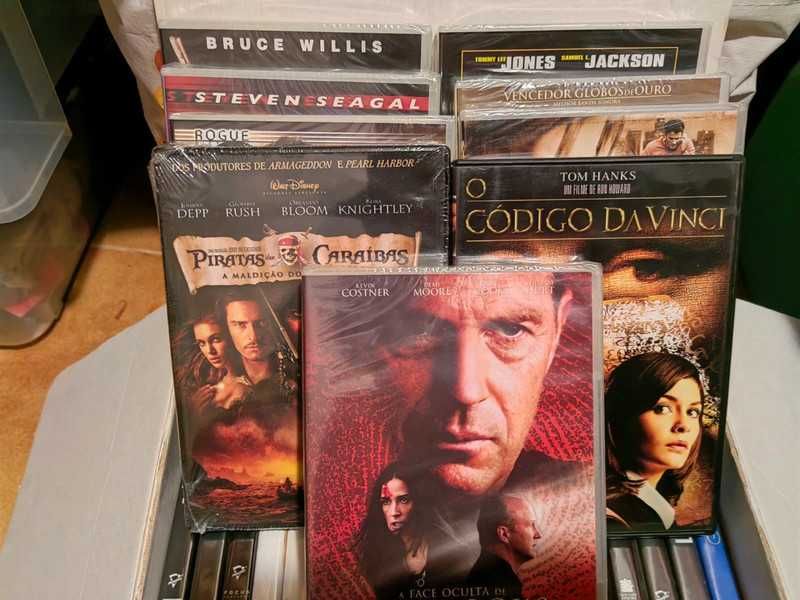 Filmes em DVD (maioria novos com plástico)