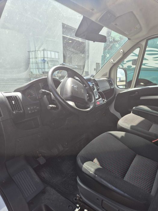 Wynajem busa 9os Komfort i wygoda Citroen Jumper