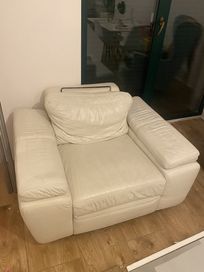 Fotel skorzany bezowy
