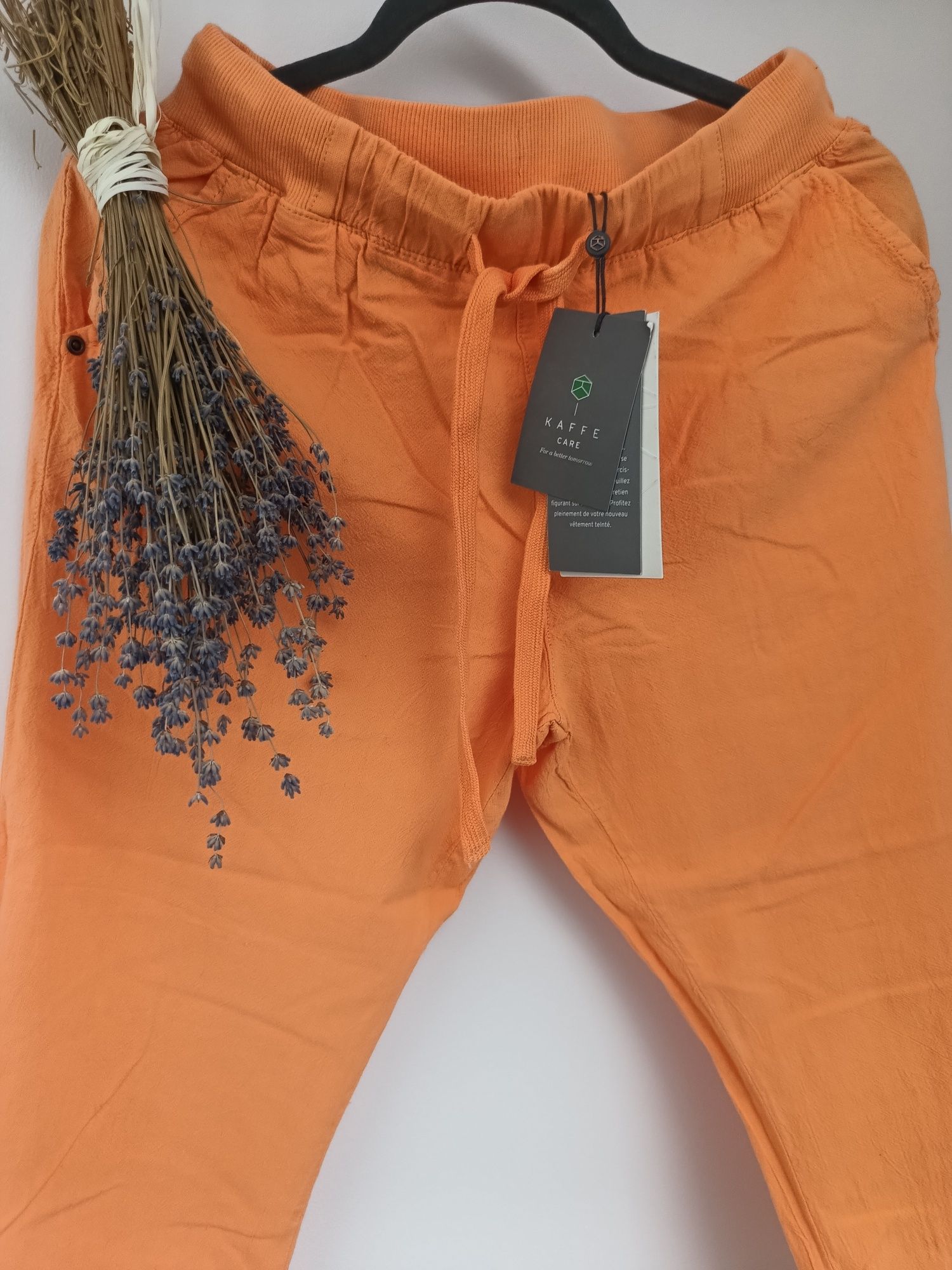 Nowe pomarańczowe spodnie 7/8 Kaffe M
